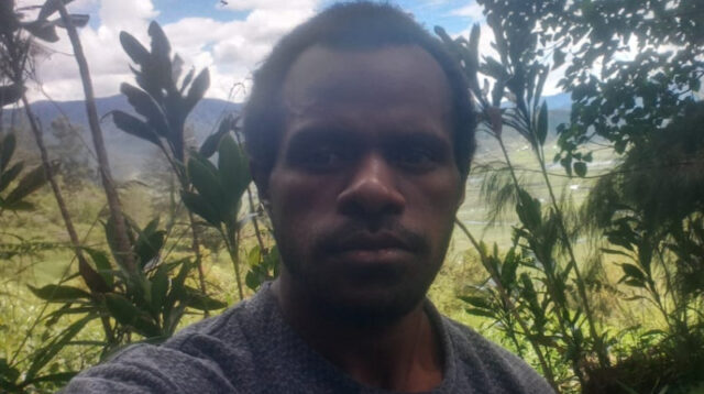 Beni Degei, mahasiswa STK-Touye Paapaa Deiyai, Papua Tengah